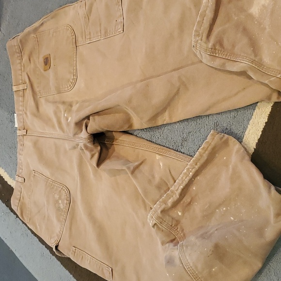 Men's well loved fleece lined Carhartt jeans 42x30 - Picture 3 of 3